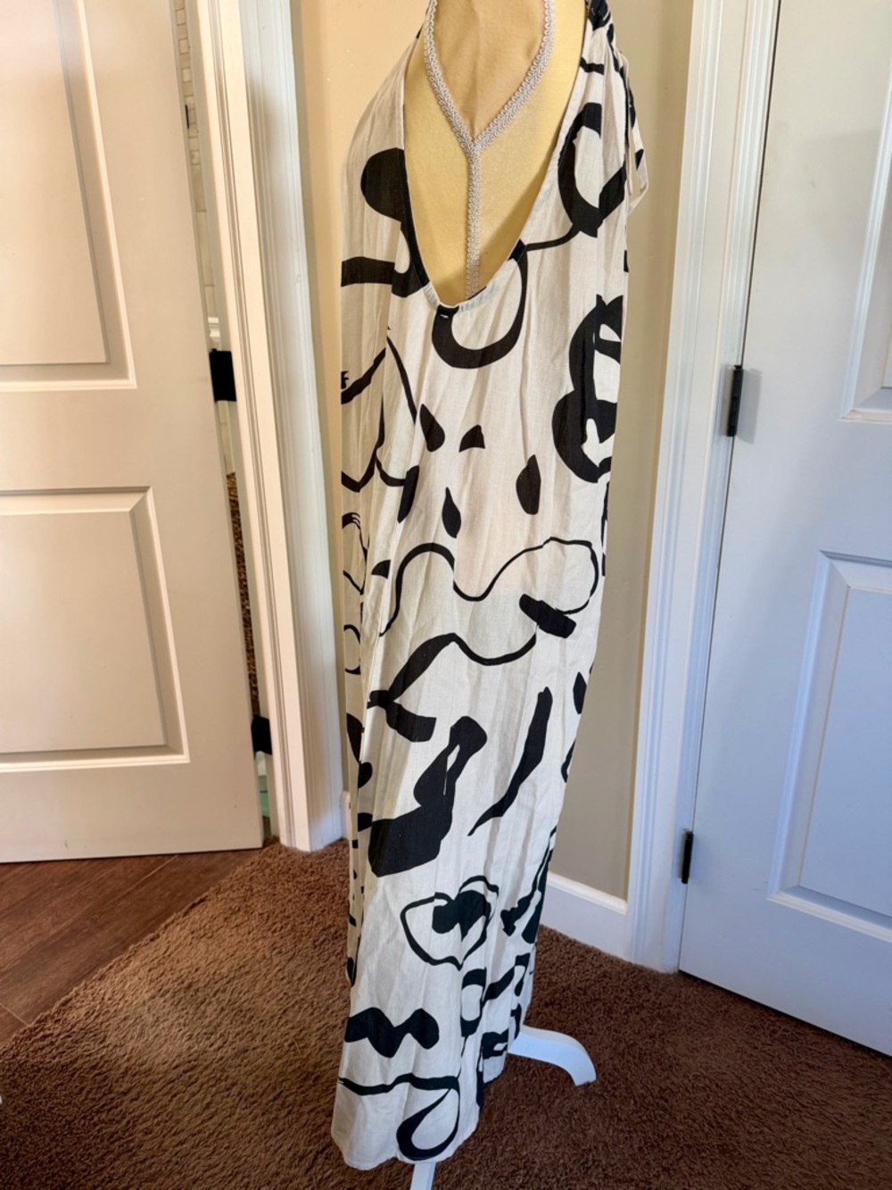 Cost Plus World Market Black & White Print Sleeveless Bohemian Maxi Dress L/XL - Picture 2 of 9